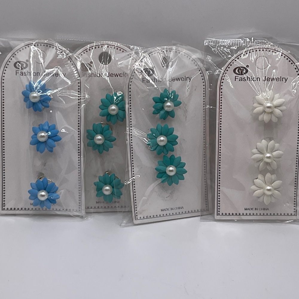 NThandmade Hair Clips NWT
